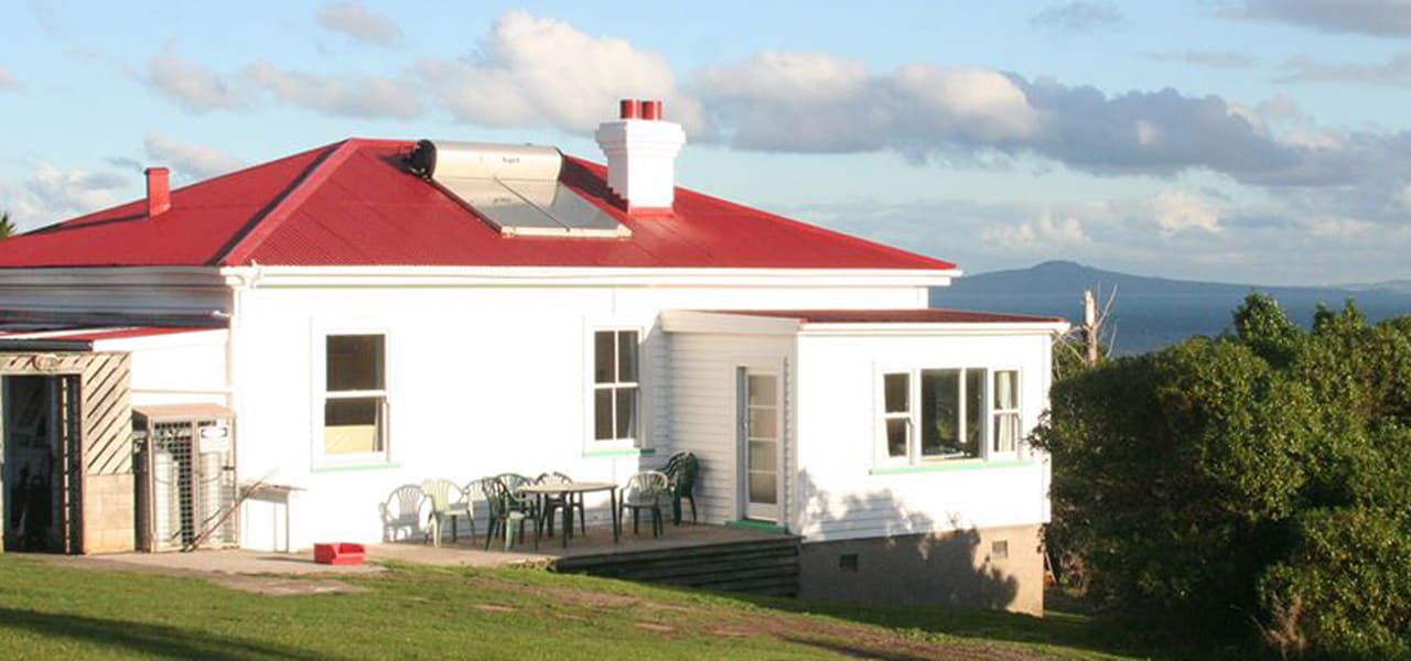 Read more about the article Tiritiri Matangi Bunkhouse