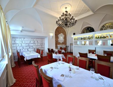 Twenty-Dining area
