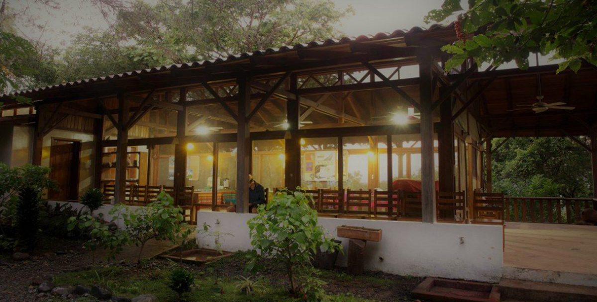 Urraca Lodge