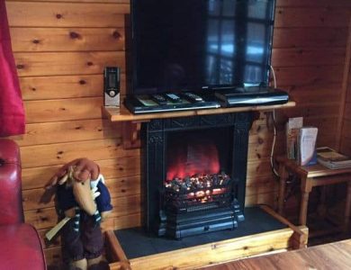 Lurchers Cabin lounge