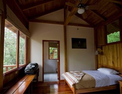 Urraca - inside-a-cabin