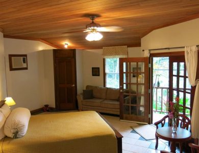 inside-cabin-l