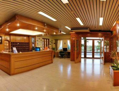 lobby-l